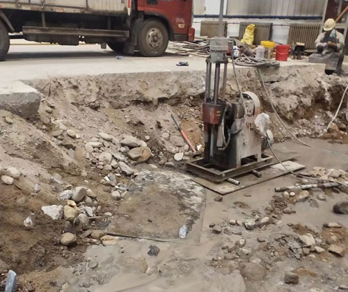 博湖公路下沉压浆